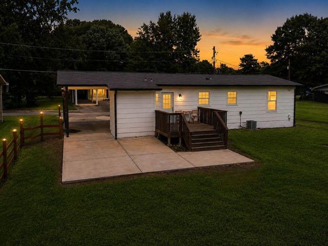 1320 Cochise Circle, Austell, GA 30168