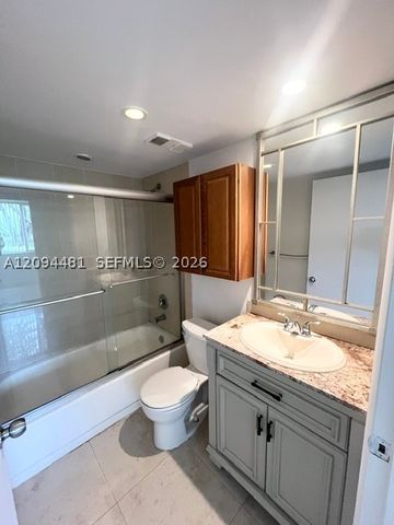 10733 Cleary Blvd 112, Plantation, FL 33324