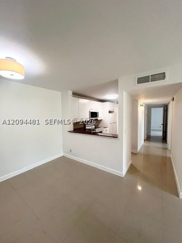 10733 Cleary Blvd 112, Plantation, FL 33324