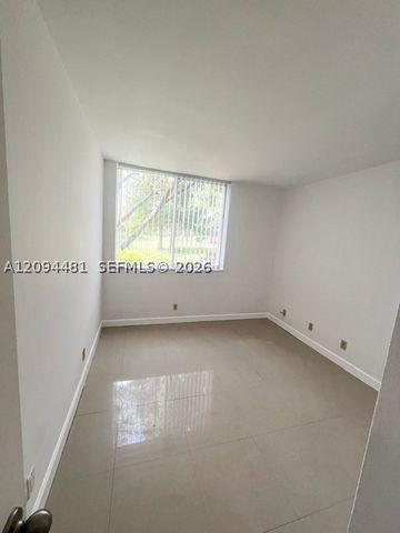 10733 Cleary Blvd 112, Plantation, FL 33324