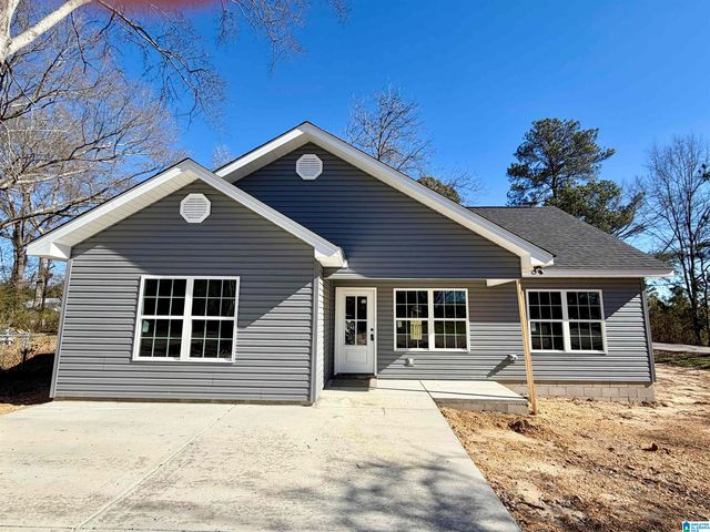 223 LOUISE STREET, Clanton, AL 35045