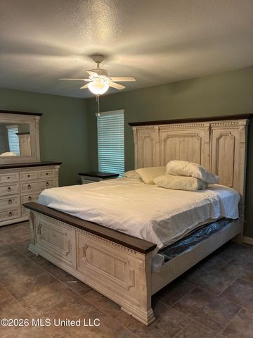 1708 Geerkin Street, Pascagoula, MS 39581
