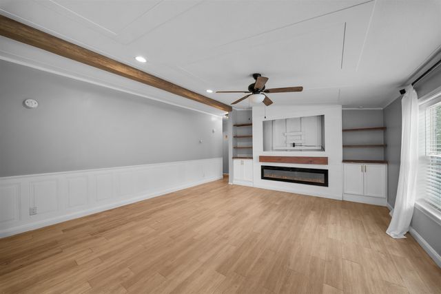 54 Spruce Drive, Farmington, NH 03835