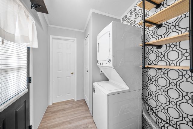 54 Spruce Drive, Farmington, NH 03835