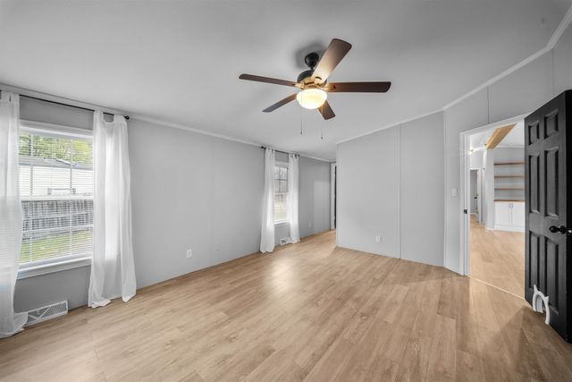 54 Spruce Drive, Farmington, NH 03835