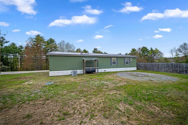 54 Spruce Drive, Farmington, NH 03835