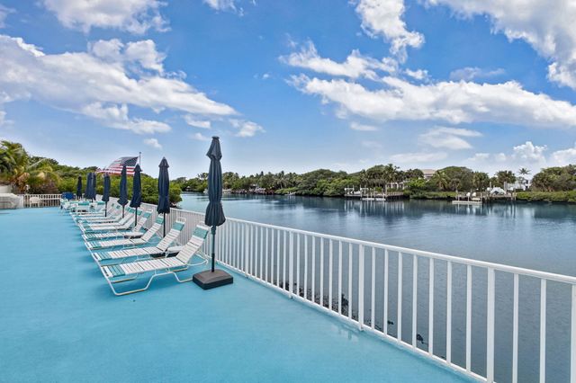 4001 S Ocean Boulevard 315, South Palm Beach, FL 33480