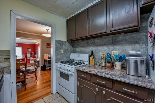 406 2ND NW, Reform, AL 35481