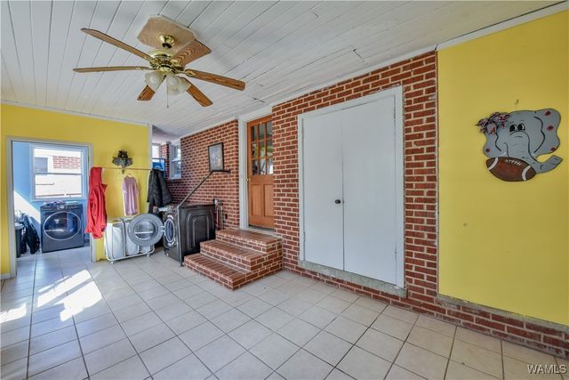 406 2ND NW, Reform, AL 35481