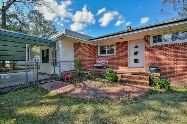 406 2ND NW, Reform, AL 35481