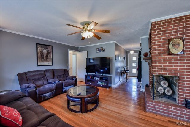 406 2ND NW, Reform, AL 35481