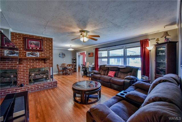 406 2ND NW, Reform, AL 35481