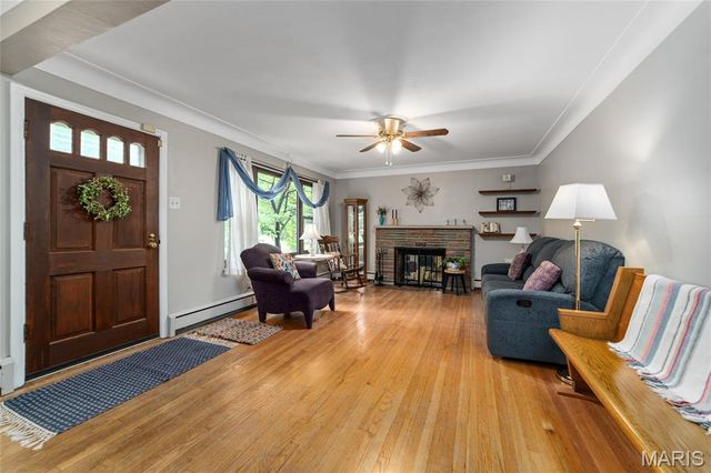 7 Green Acres Road, Bellefontaine Nghbrs, MO 63137