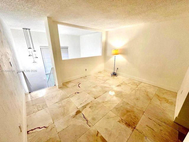 10901 N Kendall Dr 210, Miami, FL 33176
