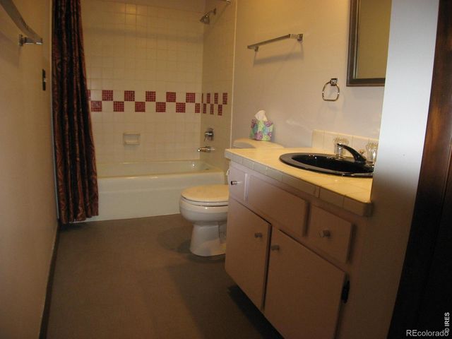 2002 Country Club Road, Fort Collins, CO 80524