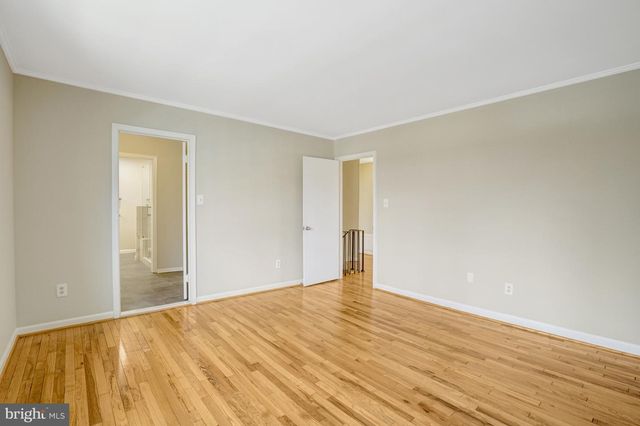 8523 LAKINHURST LN, Springfield, VA 22152