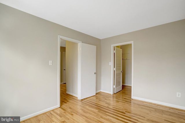 8523 LAKINHURST LN, Springfield, VA 22152