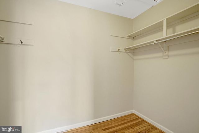 8523 LAKINHURST LN, Springfield, VA 22152