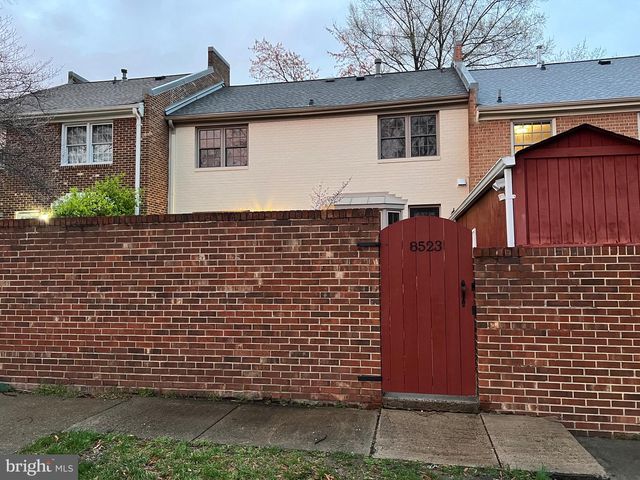 8523 LAKINHURST LN, Springfield, VA 22152