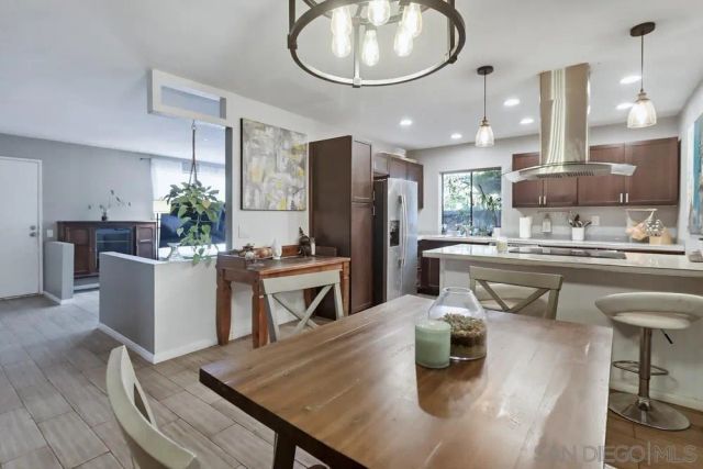 10781 Caminito Bravura, San Diego, CA 92108