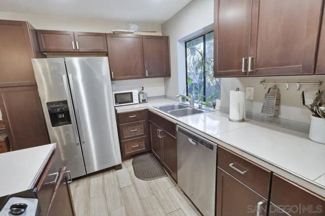 10781 Caminito Bravura, San Diego, CA 92108