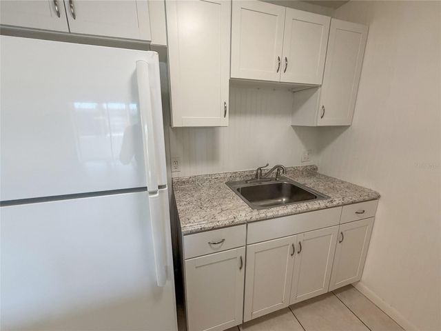 215 S MCMULLEN BOOTH ROAD 182, Clearwater, FL 33759