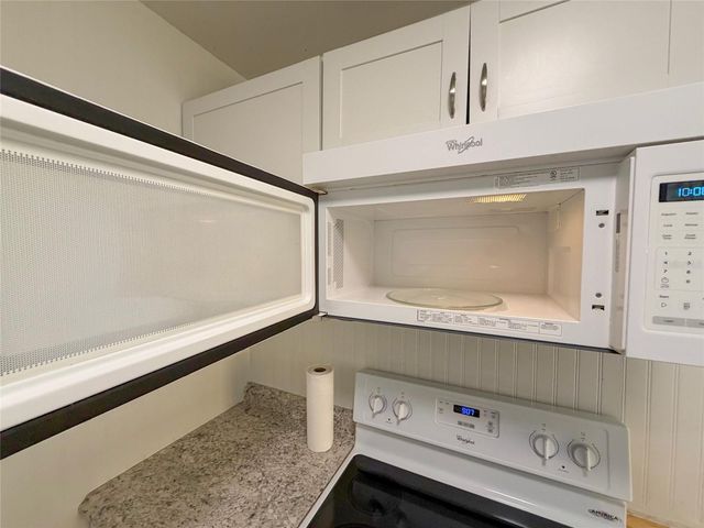 215 S MCMULLEN BOOTH ROAD 182, Clearwater, FL 33759