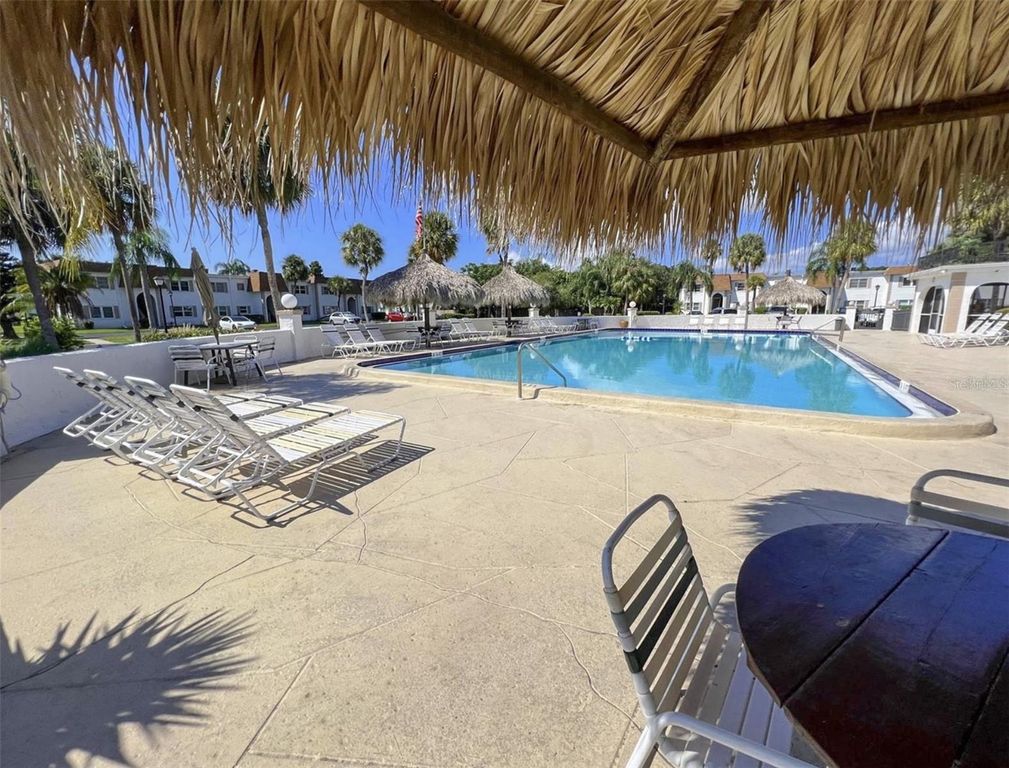 Image 34 of property listing at 215 S MCMULLEN BOOTH ROAD 182, Clearwater, FL 33759