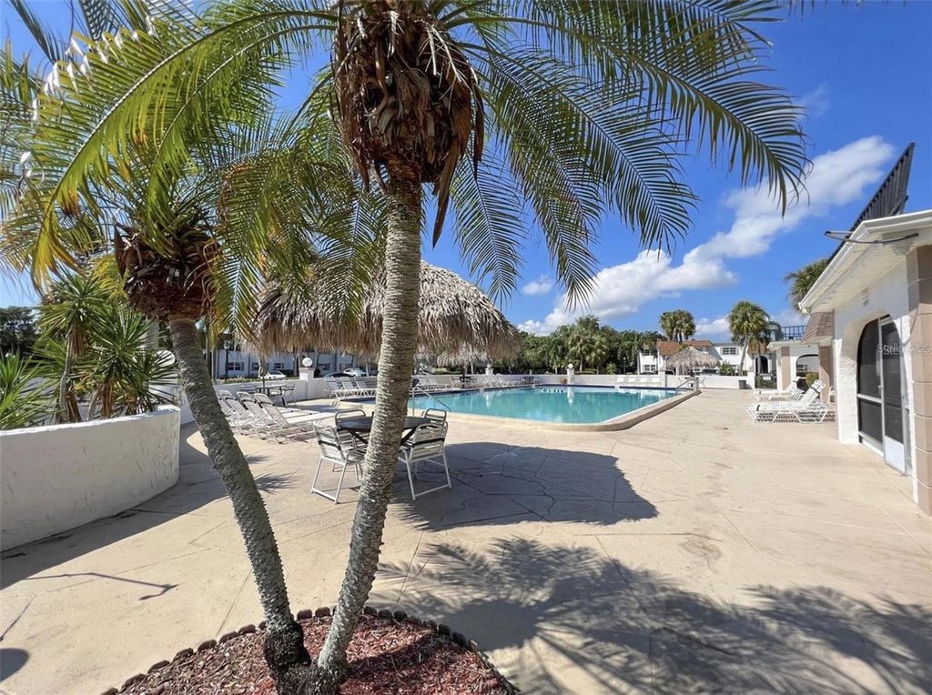 Image 37 of property listing at 215 S MCMULLEN BOOTH ROAD 182, Clearwater, FL 33759