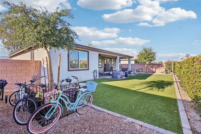 4914 East Beacon Ridge Drive, Pahrump, NV 89061