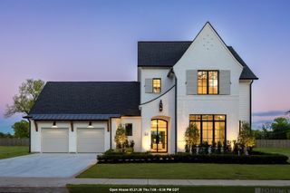 134 Magnolia Wood Ave, Baton Rouge, LA 70808