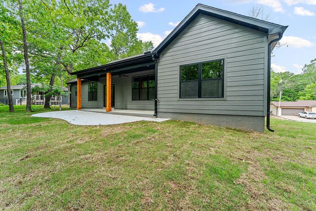 28 Dumfries Drive, Bella Vista, AR 72715