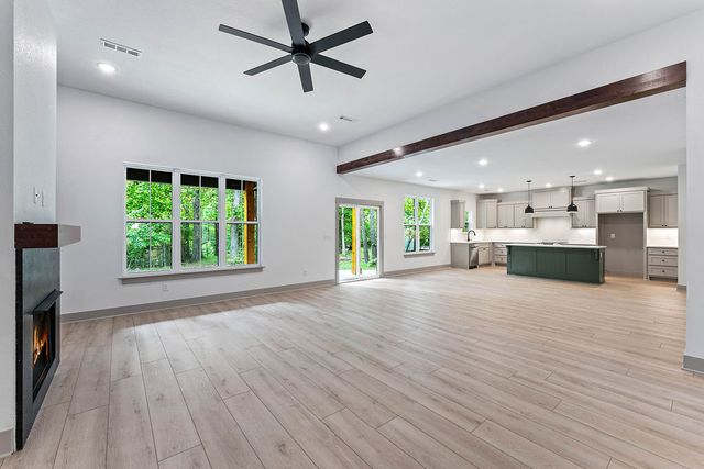 28 Dumfries Drive, Bella Vista, AR 72715