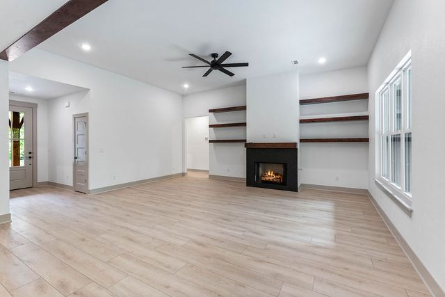 28 Dumfries Drive, Bella Vista, AR 72715