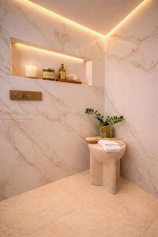 1000 West Ave 1425 A, Miami Beach, FL 33139