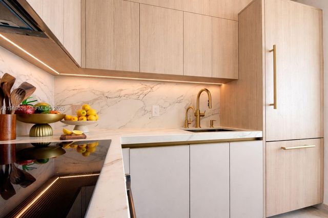 1000 West Ave 1425 A, Miami Beach, FL 33139