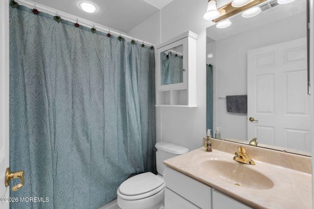 3 Springer Court, Whiting, NJ 08759