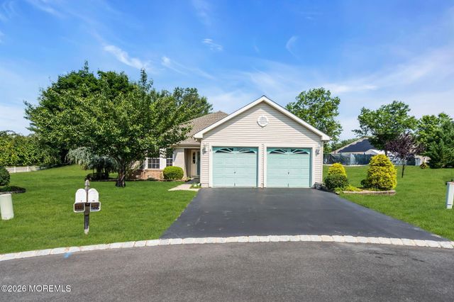 3 Springer Court, Whiting, NJ 08759