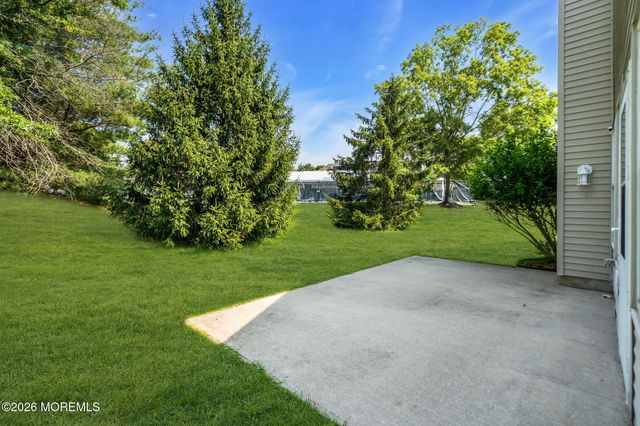 3 Springer Court, Whiting, NJ 08759