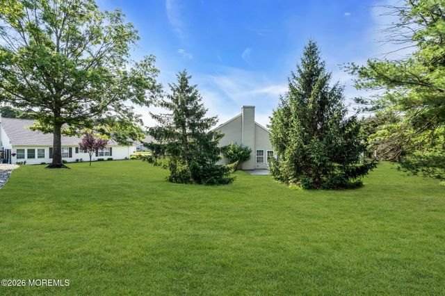 3 Springer Court, Whiting, NJ 08759