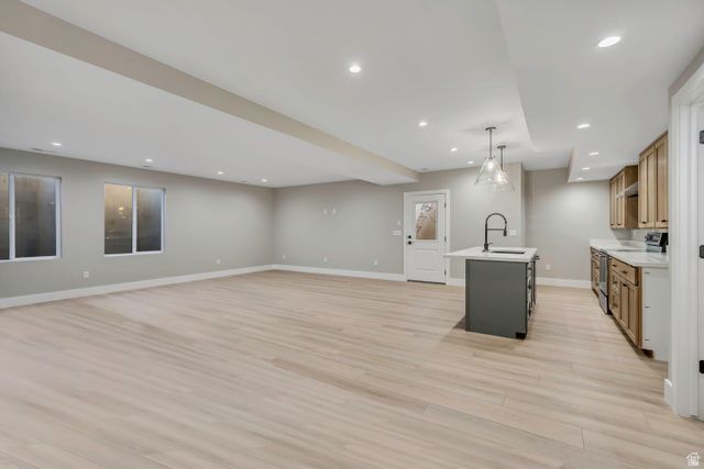 3168 W CHALK CREEK WAY, South Jordan, UT 84095