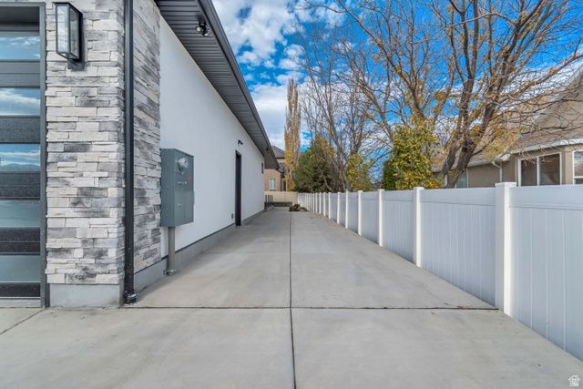 3168 W CHALK CREEK WAY, South Jordan, UT 84095