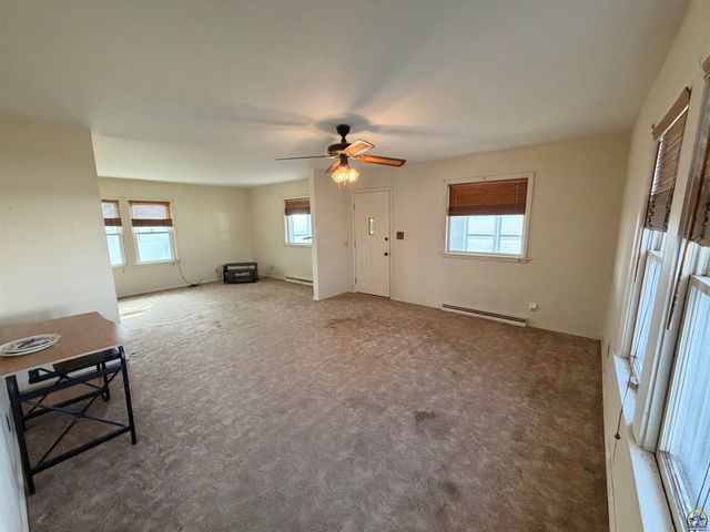 2910 21st St, Topeka, KS 66617