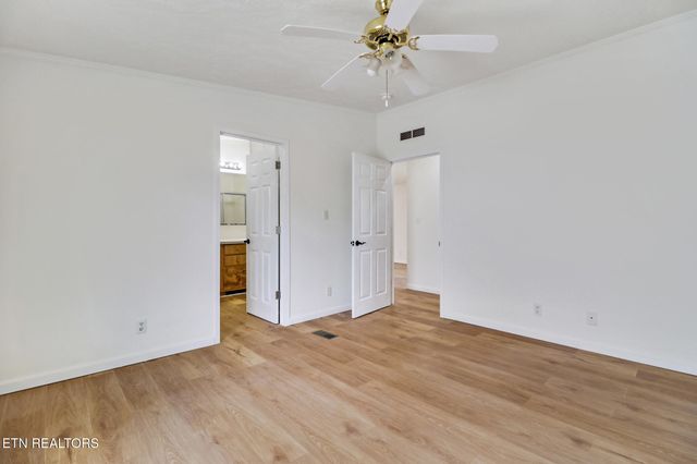 5421 S York Hwy, Grimsley, TN 38565