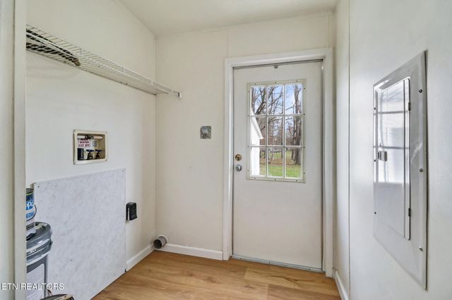 5421 S York Hwy, Grimsley, TN 38565