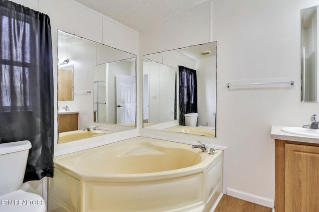 5421 S York Hwy, Grimsley, TN 38565