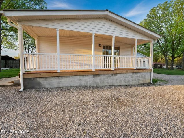 5421 S York Hwy, Grimsley, TN 38565