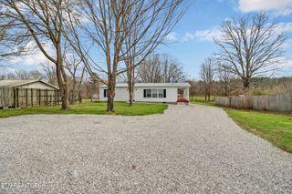 5421 S York Hwy, Grimsley, TN 38565