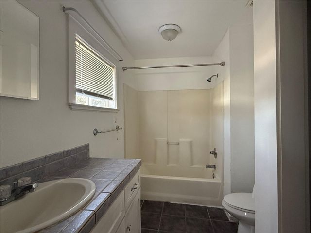 507 E 18th ST, Georgetown, TX 78626