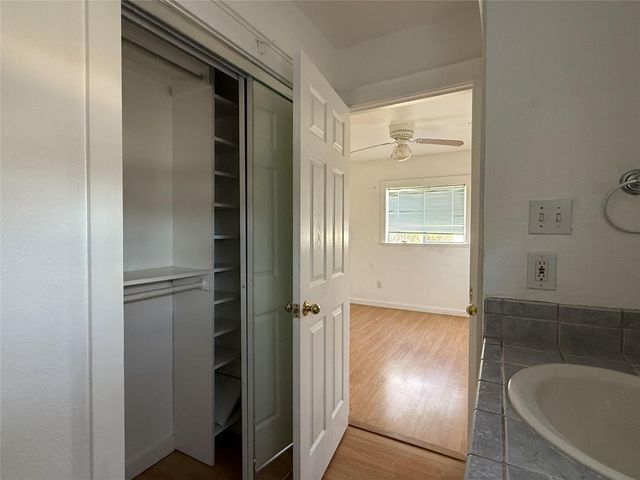 507 E 18th ST, Georgetown, TX 78626